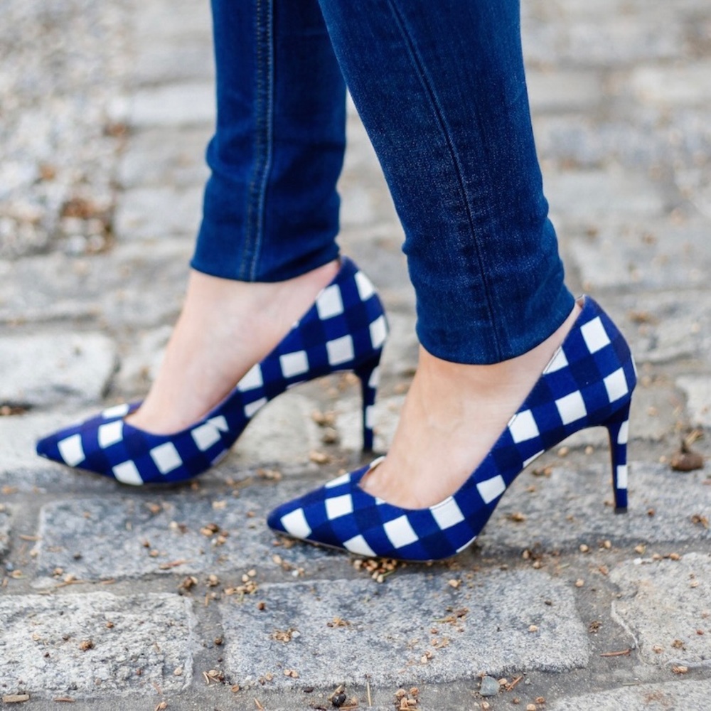 Banana Republic Madison Pump in Midnight Gingham